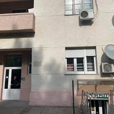 Apartment Downtown Подгорица Экстерьер фото
